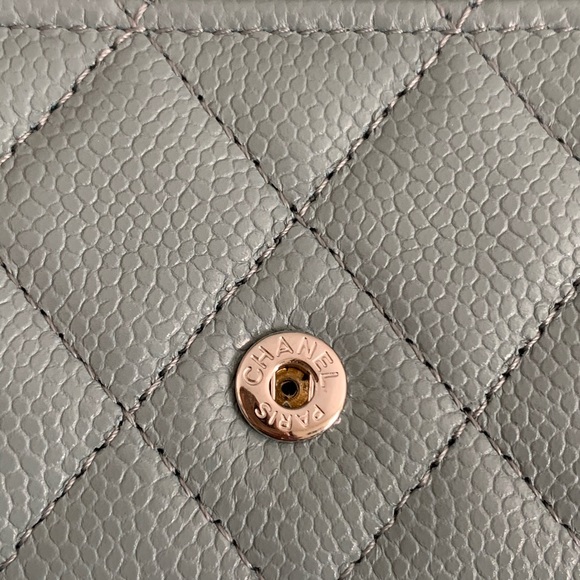 ❌❌SOLD elsewhere❌❌Chanel classic flap card holder - Picture 10 of 13